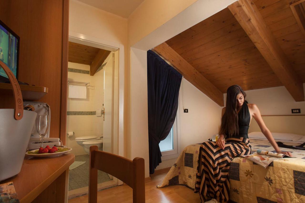 Hotel Verdemare Rimini Zewnętrze zdjęcie