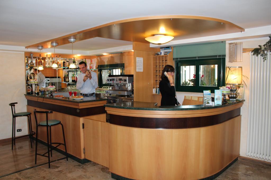 Hotel Verdemare Rimini Zewnętrze zdjęcie